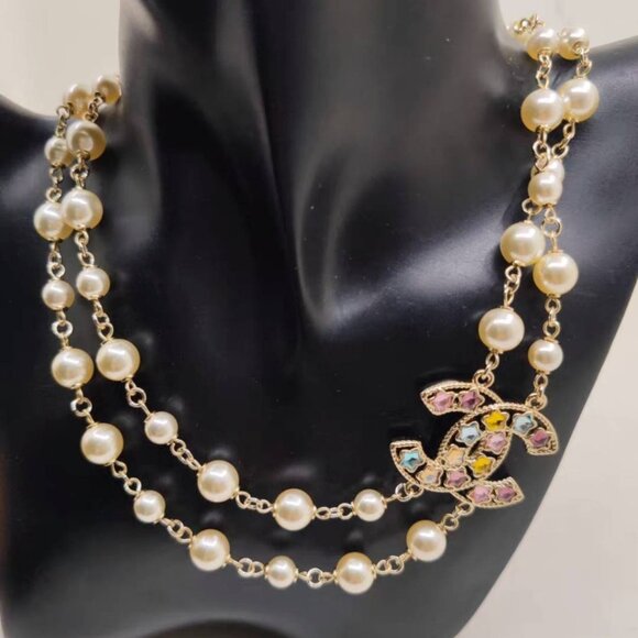 Chanel Pearl Turtle Necklace - Picture 5 of 6
